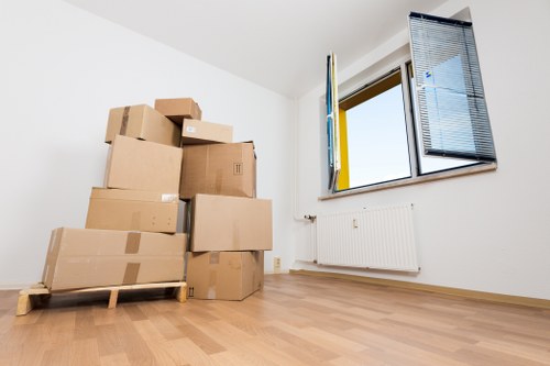A smooth and organised Shepherds Bush removals process for homes and businesses